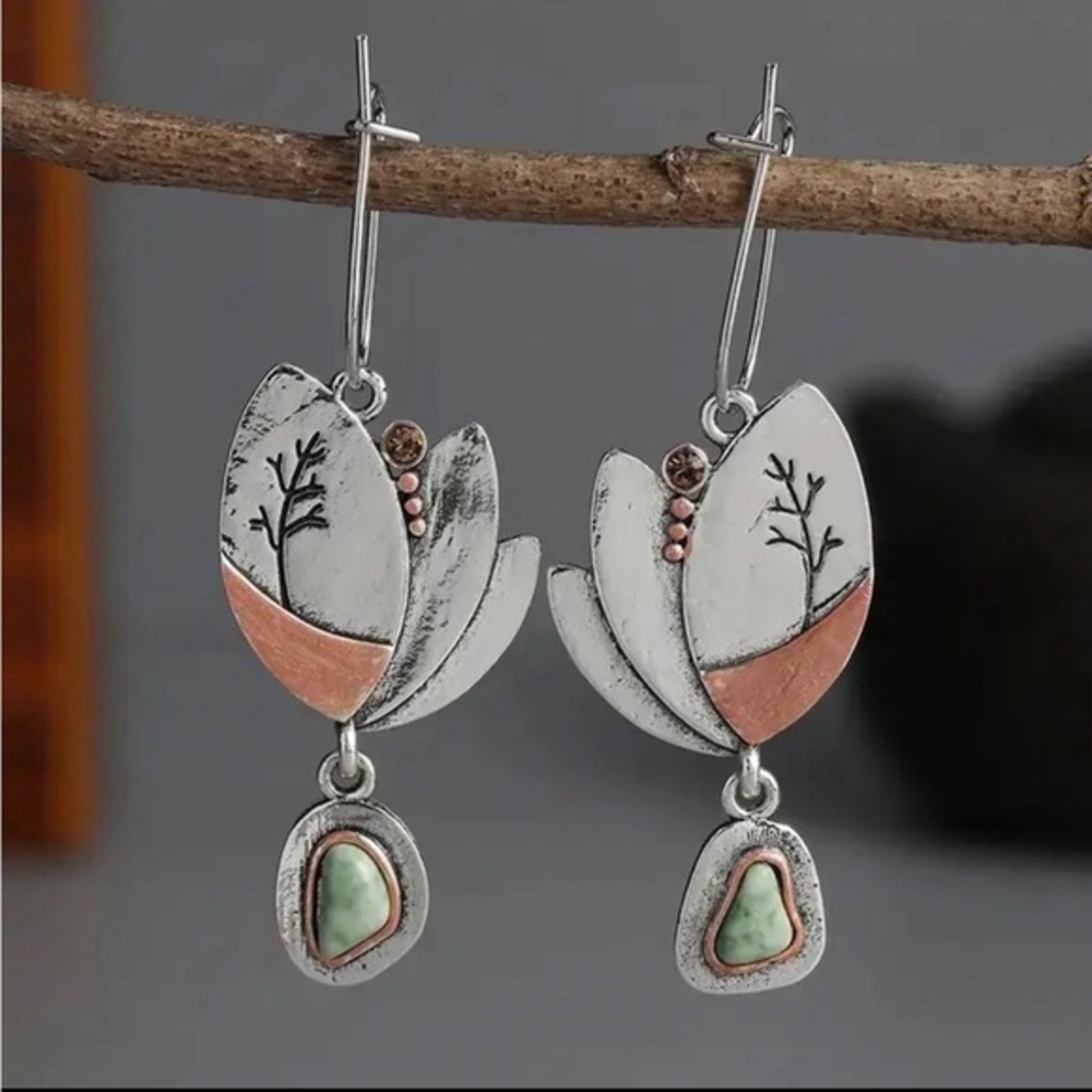 Elegant Silver and Copper Vintage Elegant Novelty Leaf Creative Earrings